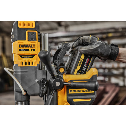 DEWALT DCD1623X2G-QW Taladro de imanes permanentes con 2 baterías XR Flexvolt 18/54V 9.0Ah Serie G