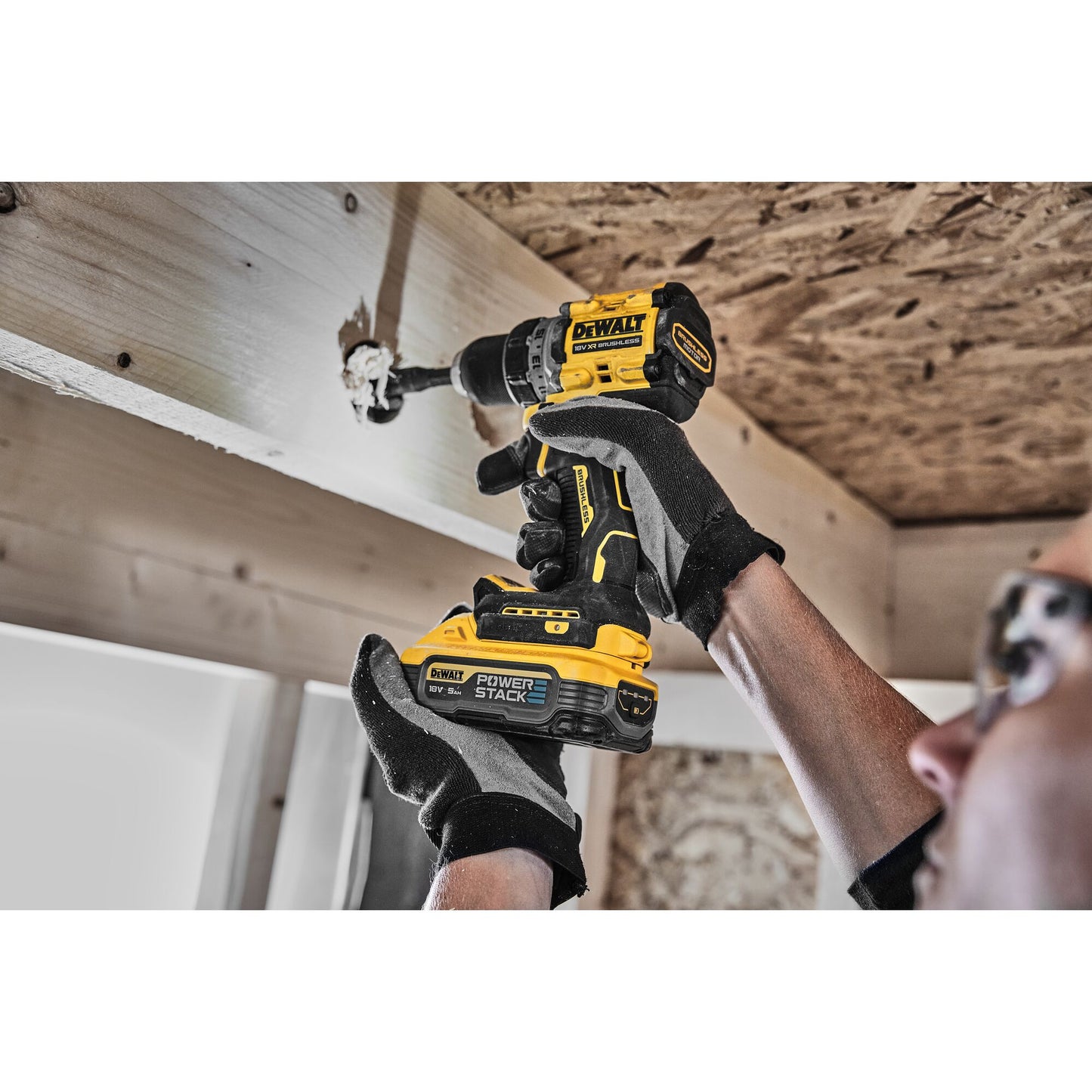 DEWALT DCD800H2T-QW Taladro Atornillador compacto 18V sin escobillas con 2 baterías POWERSTACK 5.0Ah