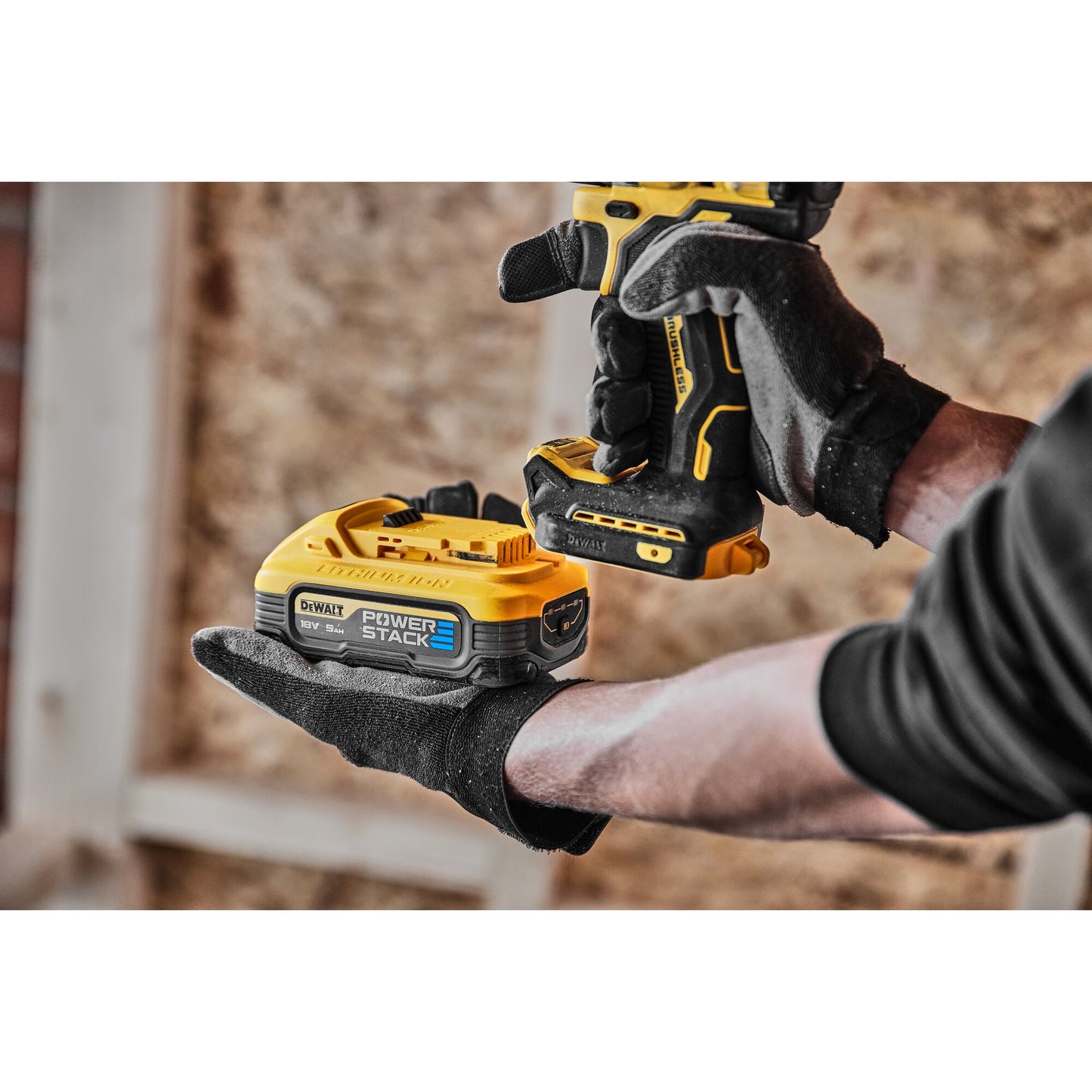 DEWALT DCD800H2T-QW Taladro Atornillador compacto 18V sin escobillas con 2 baterías POWERSTACK 5.0Ah