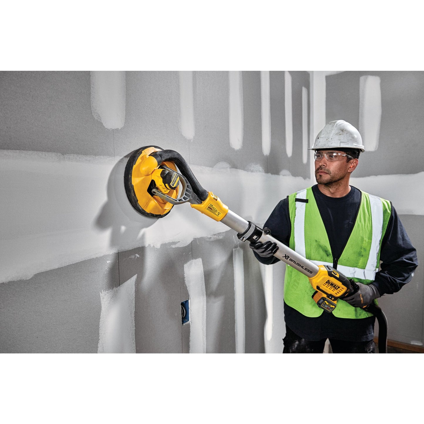 DEWALT DCE800T2-QW 18V XR Brushless 225mm Drywall Sander with 2 x 6Ah Flexvolt Lithium Ion Batteries