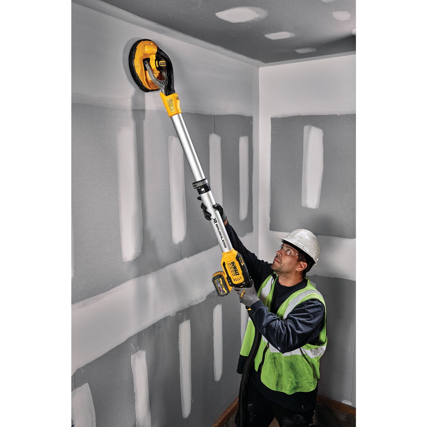 DEWALT DCE800T2-QW 18V XR Brushless 225mm Drywall Sander with 2 x 6Ah Flexvolt Lithium Ion Batteries