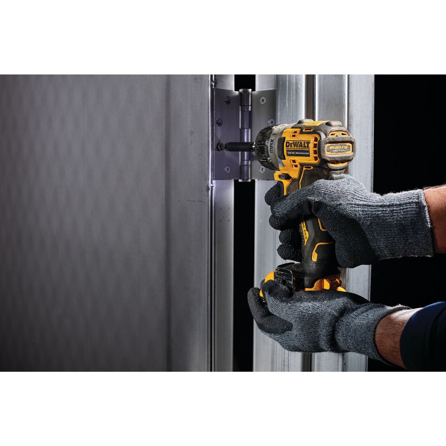 DEWALT DCF601D2-QW Atornillador sin escobillas Compacto  1/4" con 2 baterías 12V 2.0Ah