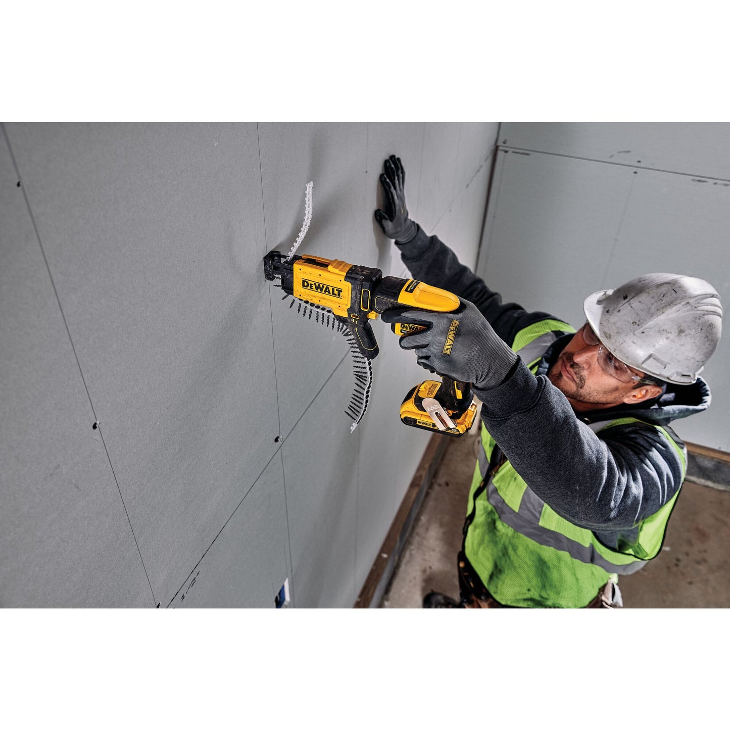 DEWALT DCF620P2K-QW Atornillador Panel yeso sin escobillas XR 18V con 2 baterías Li-Ion 5Ah + Cargador rápido de tornillos y maletín TSTAK