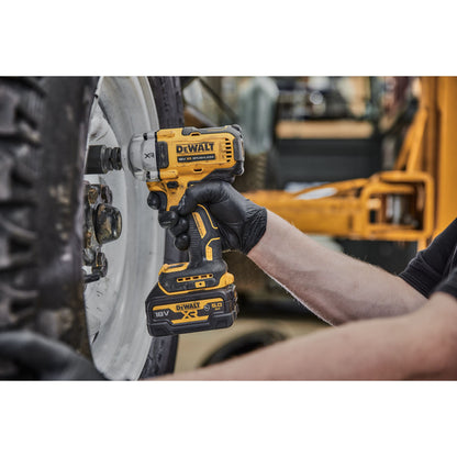 DEWALT DCF891NT-XJ 18V Akku-Schlagschrauber (½ Zoll Außenvierkant-Aufnahme mit Spreng- bzw. HOG-Ring), ohne Akku und Ladegerät