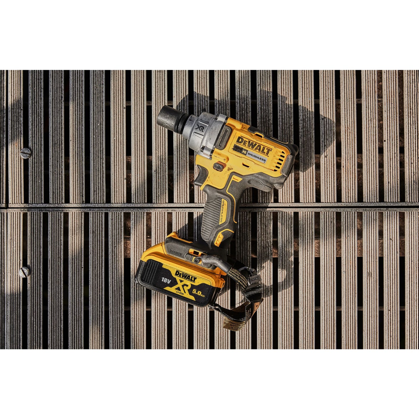 DEWALT DCF894P2-QW Akku-Schlagschrauber (bürstenlos) , 1/2" (Aussenvierkant), 2 Akkus 18V 5,0Ah