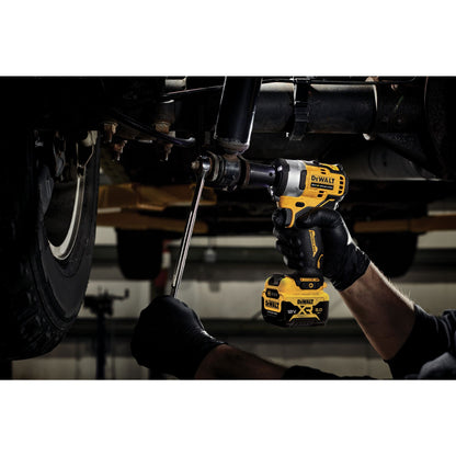 DEWALT DCF901P2-QW Llave de impacto sin escobillas 1/2" con 2 baterías de 12V 5.0Ah