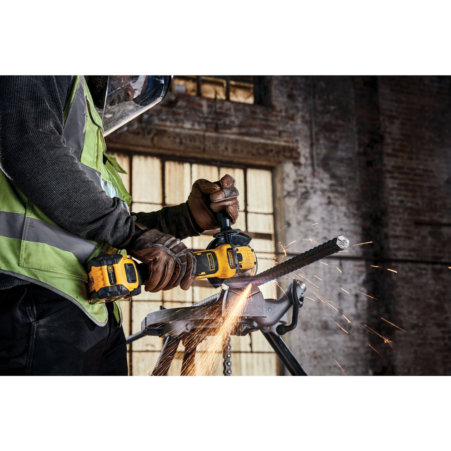 DEWALT DCG409NT-XJ Meuleuse 125mm 18V Flexvolt, sans batterie ni chargeur