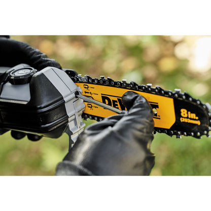 DEWALT DCMPS567P1-QW 18V XR Pole Saw with 1 x 5Ah Lithium Ion Battery