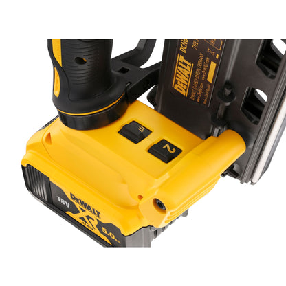 DEWALT DCN692P2-QW Clavadora de Estructuras sin escobillas XR 18V con 2 baterías Li-Ion 5Ah