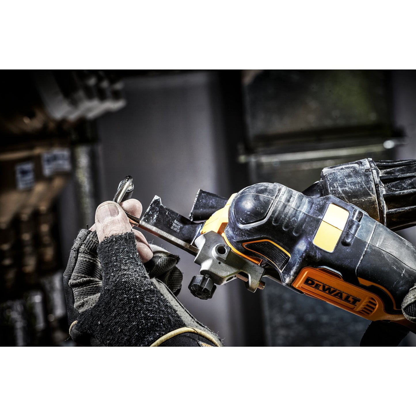 DEWALT DCS355N-XJ Multi-cutter 18V brushless sans batterie ni chargeur