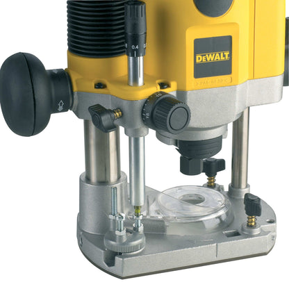 DEWALT DW621-QS 1.100 Watt Oberfräse mit Drehzahlelektronik