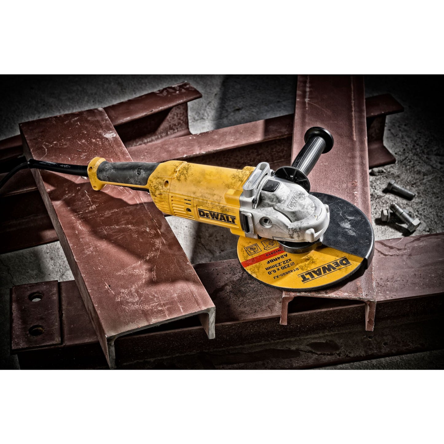 DEWALT DWE490-QS Meuleuse 2000 W 230 mm