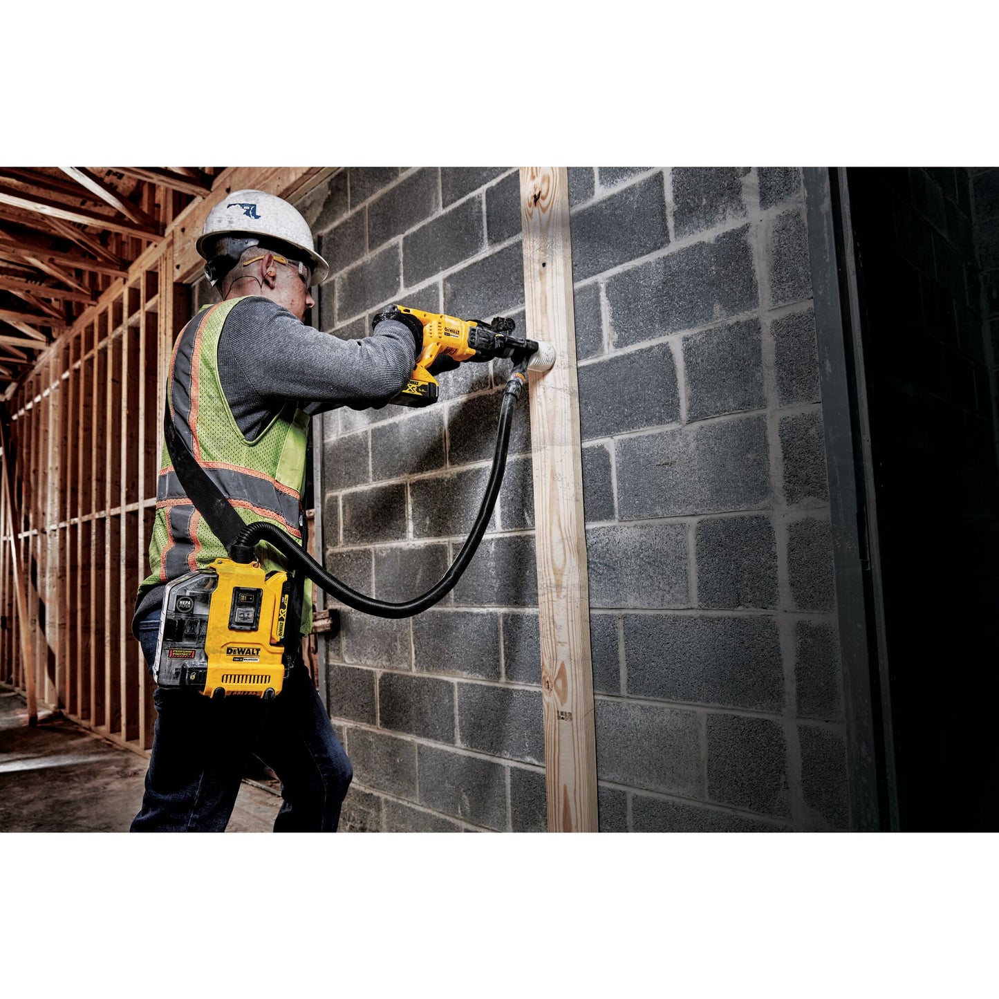 DEWALT DWH161D1-QW Aspirador de Sólidos portátil con 1 batería de 18V 2.0Ah