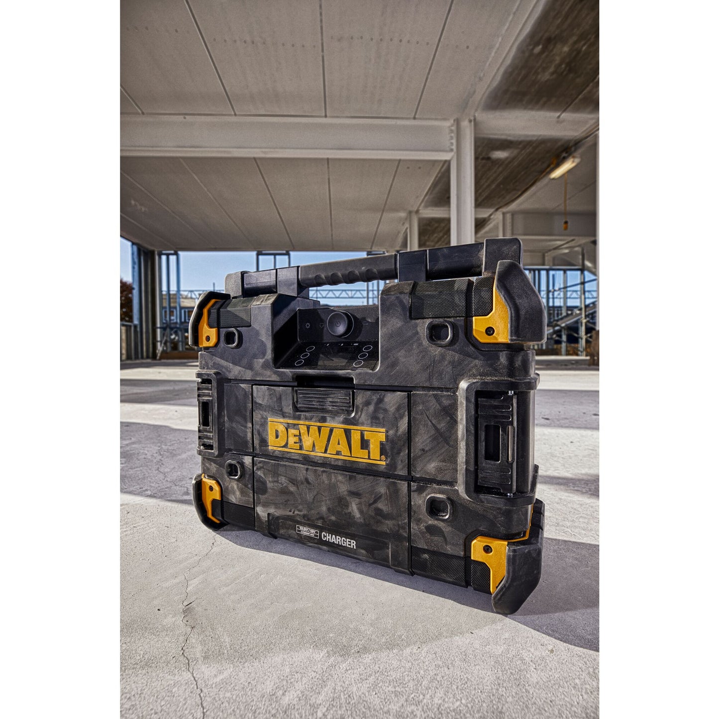 DEWALT DWST1-81078-QW TSTAK® Connected Radio with Charger