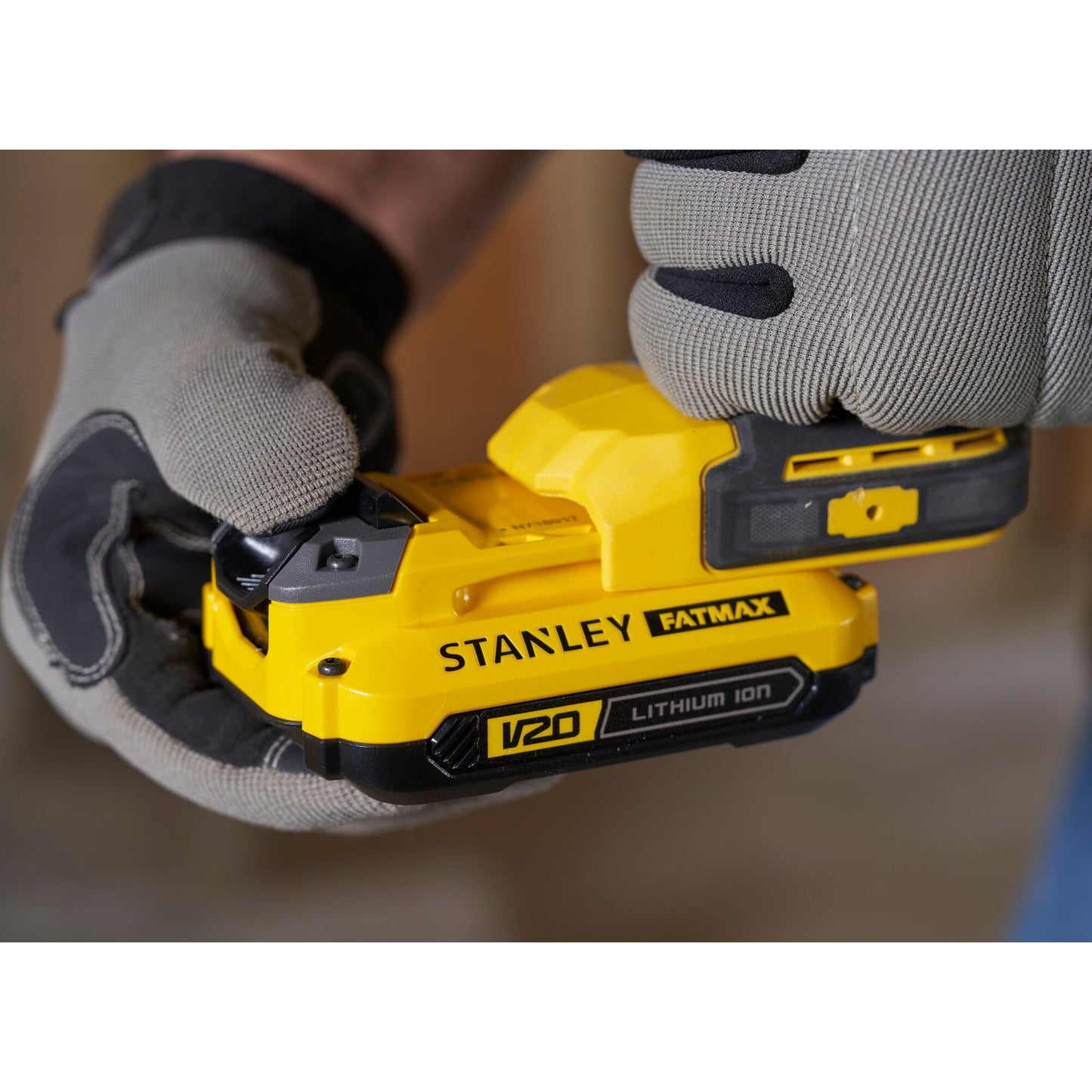 STANLEY FATMAX SFMCD710C2K-QW V20 Akku-Bohrschrauber (18V / 1.5Ah), 2 Akkus, bürstenlos