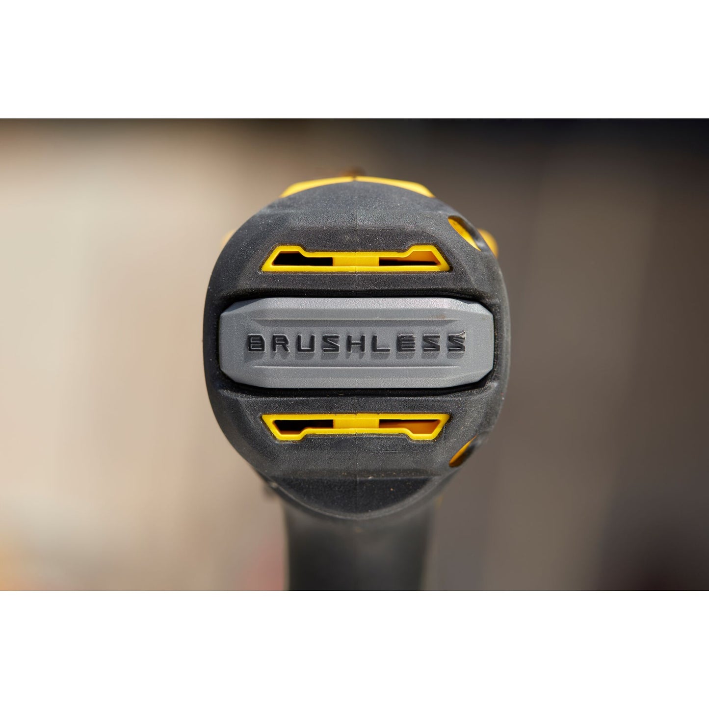 STANLEY FATMAX SFMCD710C2K-QW V20 Akku-Bohrschrauber (18V / 1.5Ah), 2 Akkus, bürstenlos