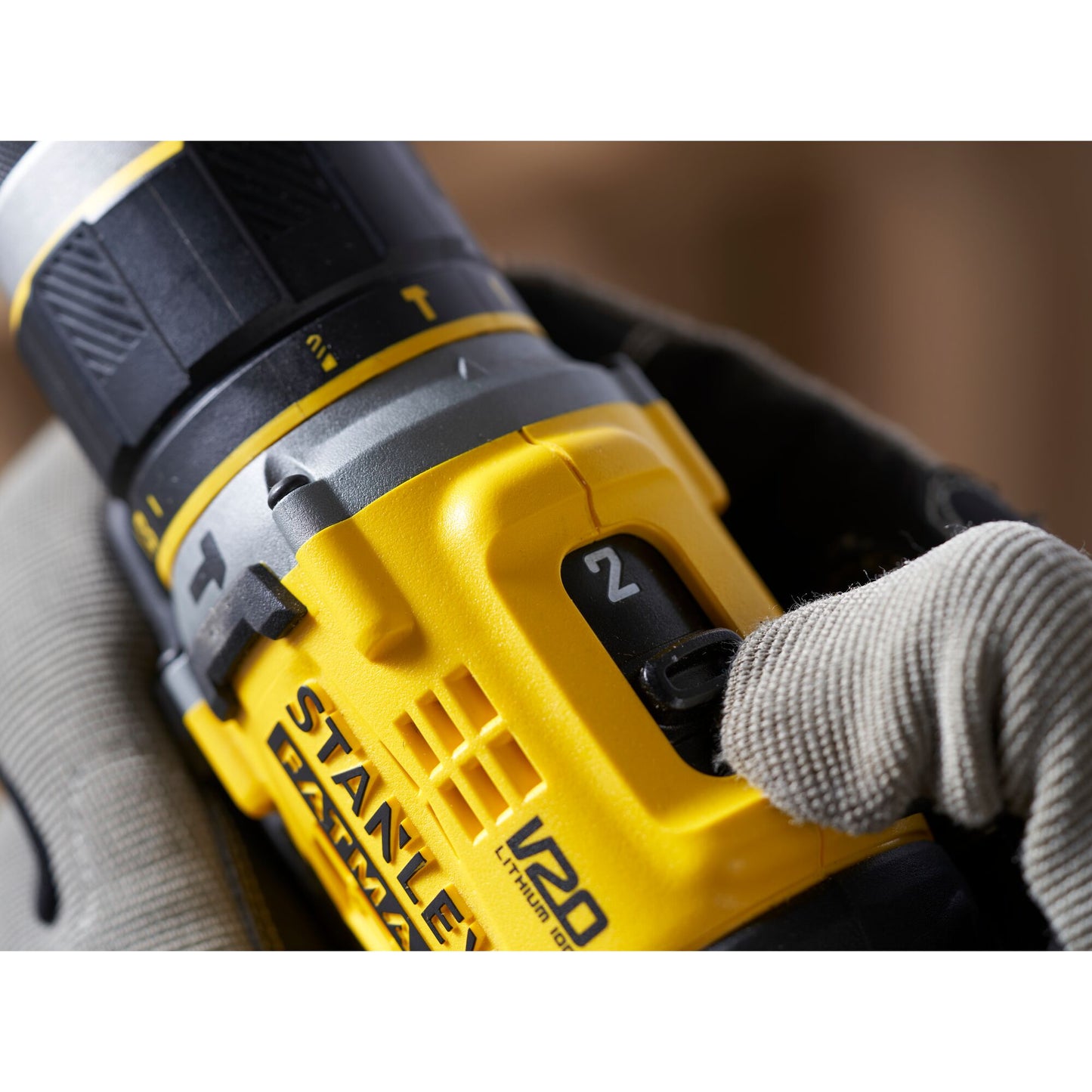 STANLEY FATMAX SFMCD721B-XJ Taladro percutor 18V Brushless V20, sin baterías ni cargador