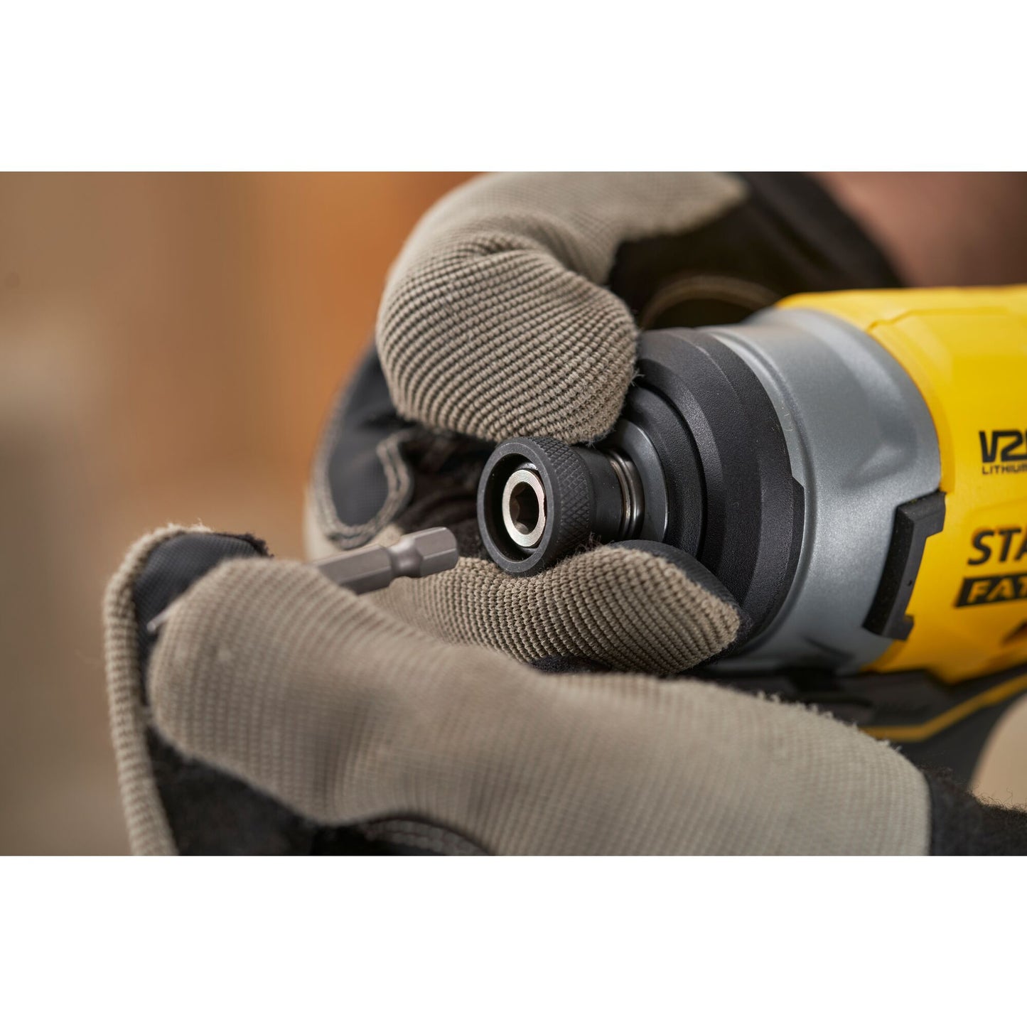 STANLEY FATMAX SFMCF810B-XJ Avvitatore a impulsi 1/4'' brushless V20, senza batterie e caricabatteria