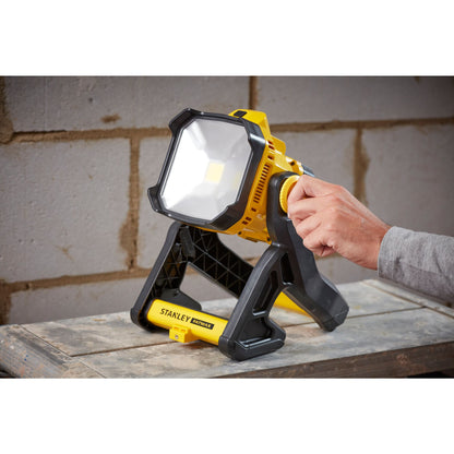 STANLEY FATMAX SFMCL030B-XJ V20 Cordless Area Light (Tool Only)