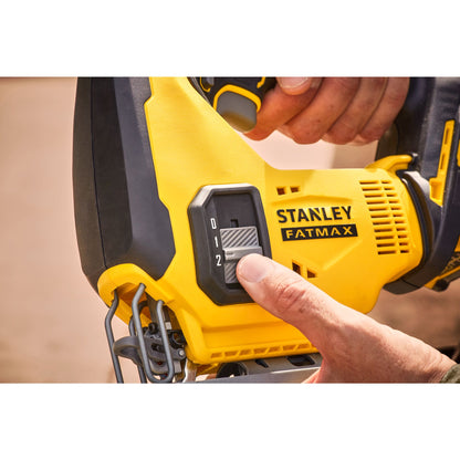 STANLEY FATMAX SFMCS600M2K-QW V20 18V Akku-pendelhub-stichsäge, 2 Akkus 18V 4,0Ah